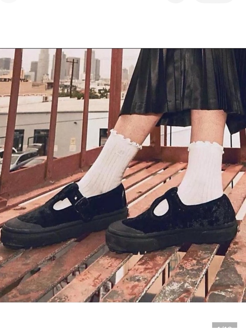 Vans black crushed velvet Mary Jane’s shoes size 9 women’s
